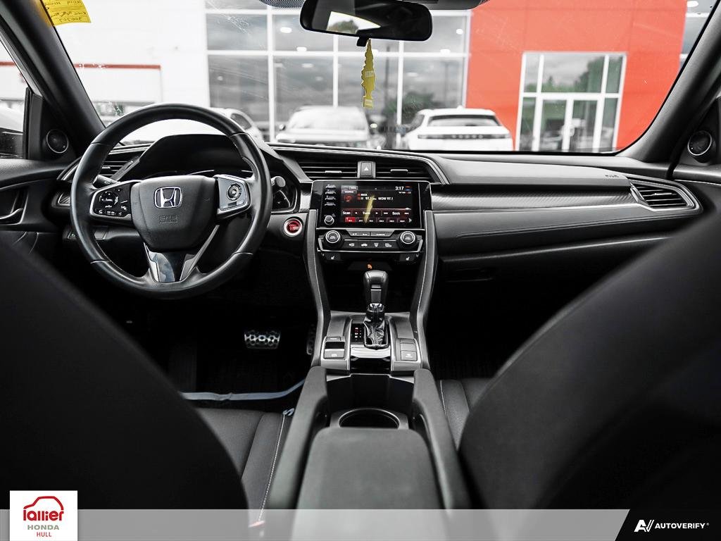 Civic Hatchback Sport 2019 à , Québec - 25 - w1024h768px