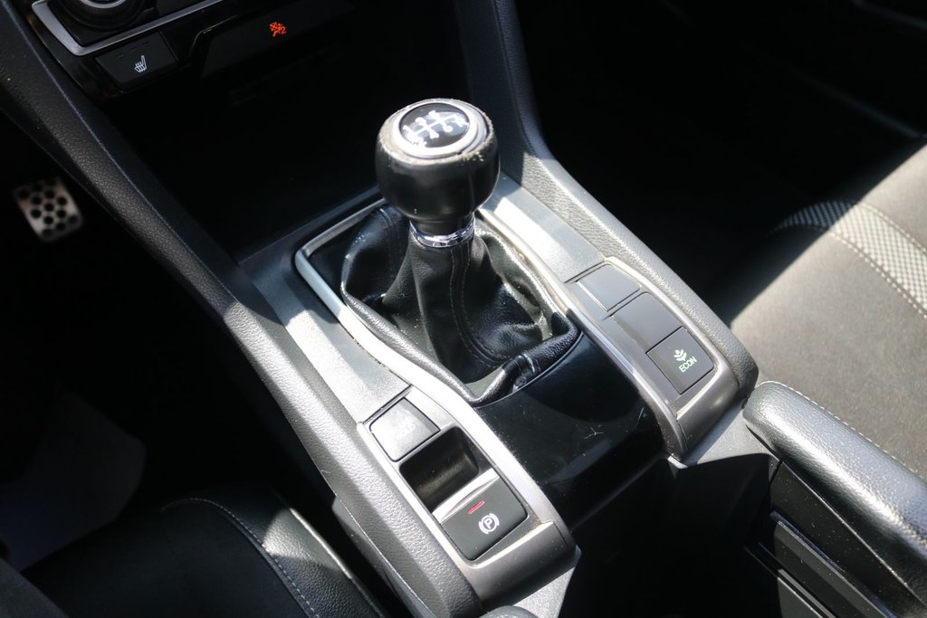 2020 Honda Civic Hatchback Sport in Montréal, Quebec - 15 - w1024h768px