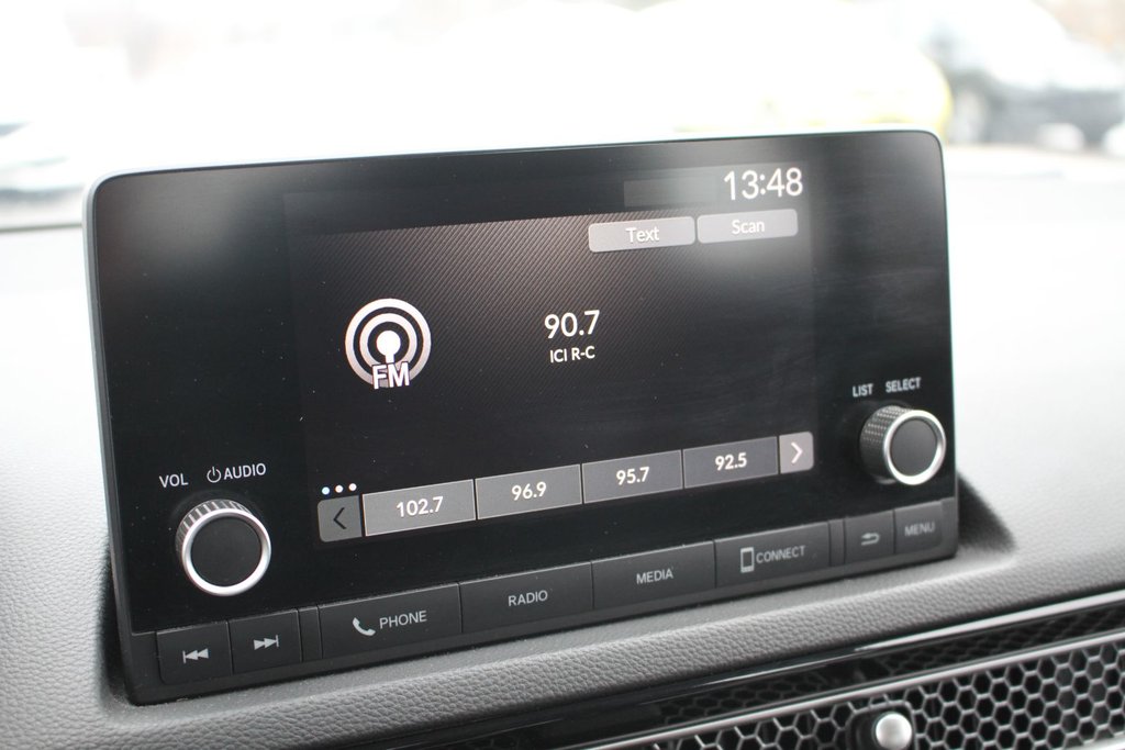 2022 Honda Civic Hatchback LX in Gatineau, Quebec - 18 - w1024h768px