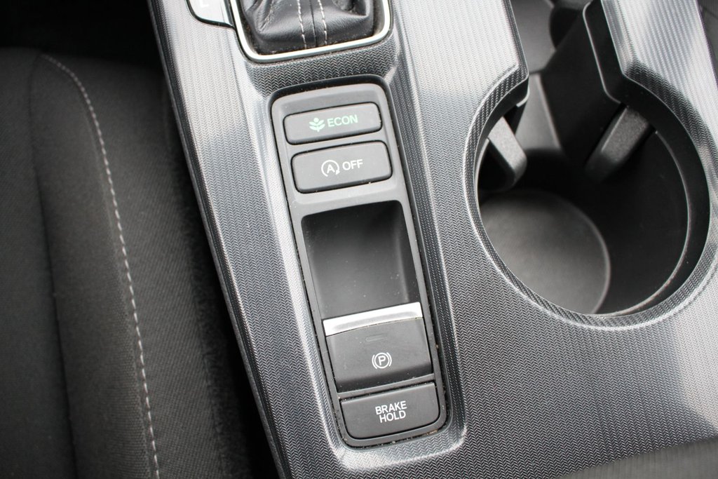 2022 Honda Civic Hatchback LX in Gatineau, Quebec - 15 - w1024h768px