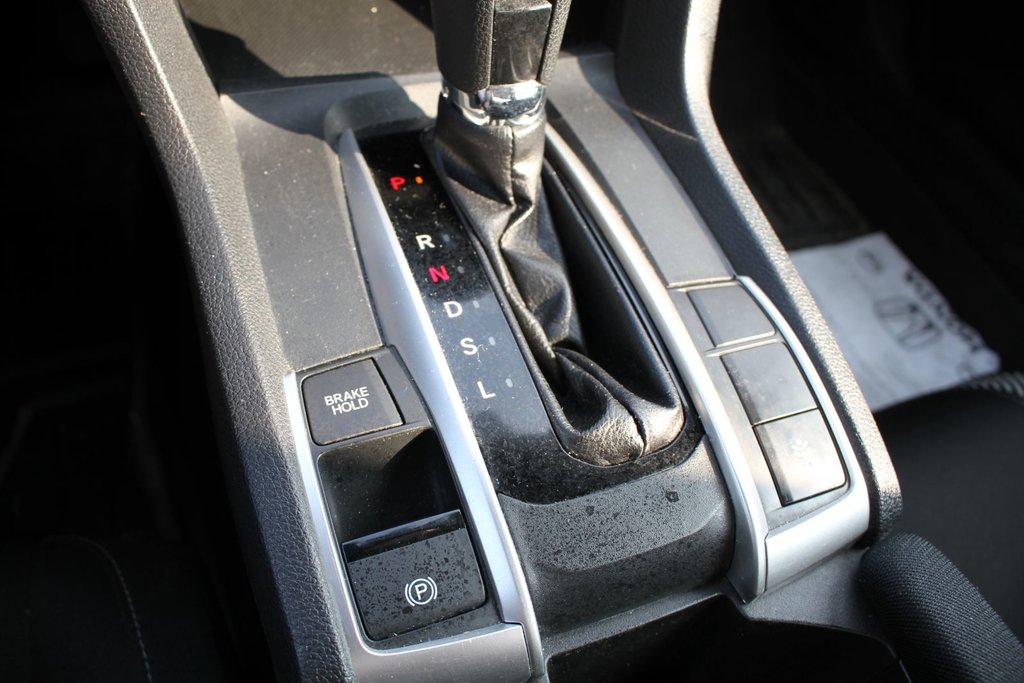 Honda Civic LX 2018 à Gatineau, Québec - 15 - w1024h768px