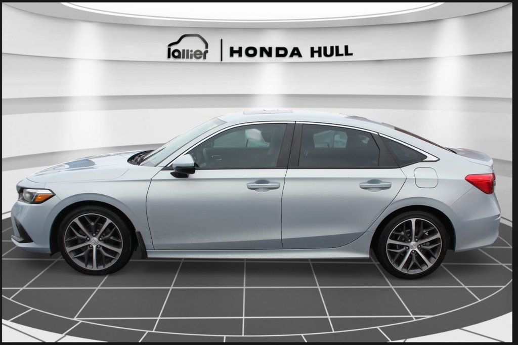 Honda Civic Touring 2022 à Gatineau, Québec - 2 - w1024h768px