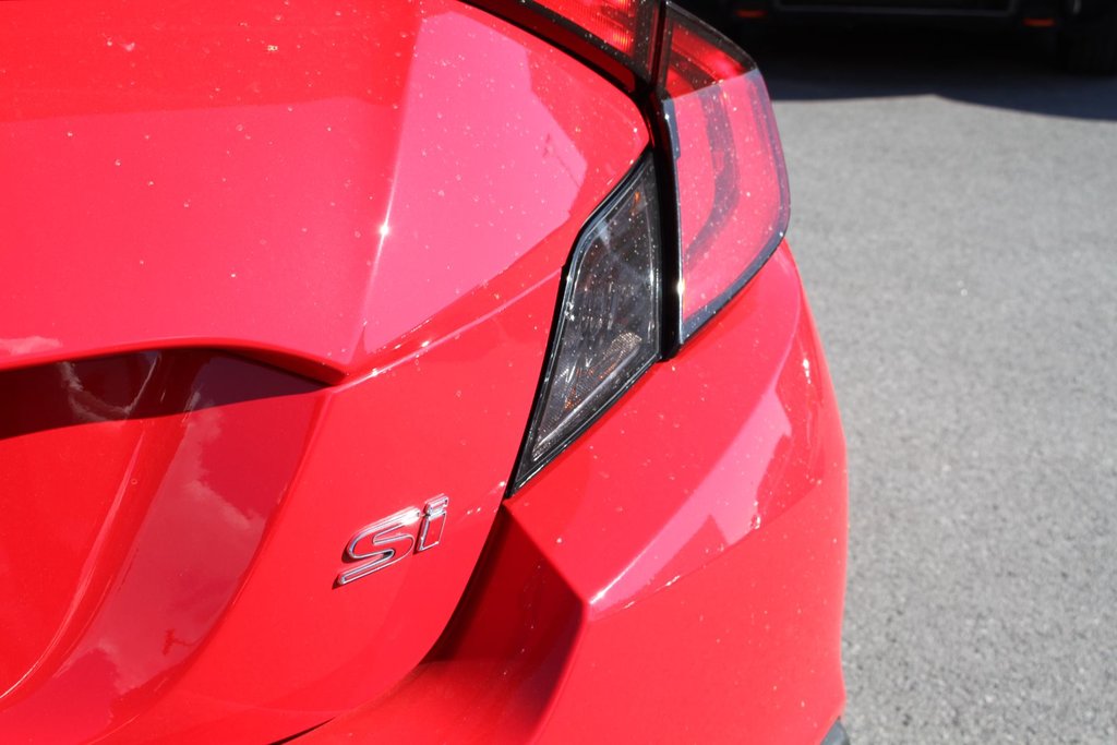 2020 Honda Civic SI coupe in Gatineau, Quebec - 7 - w1024h768px
