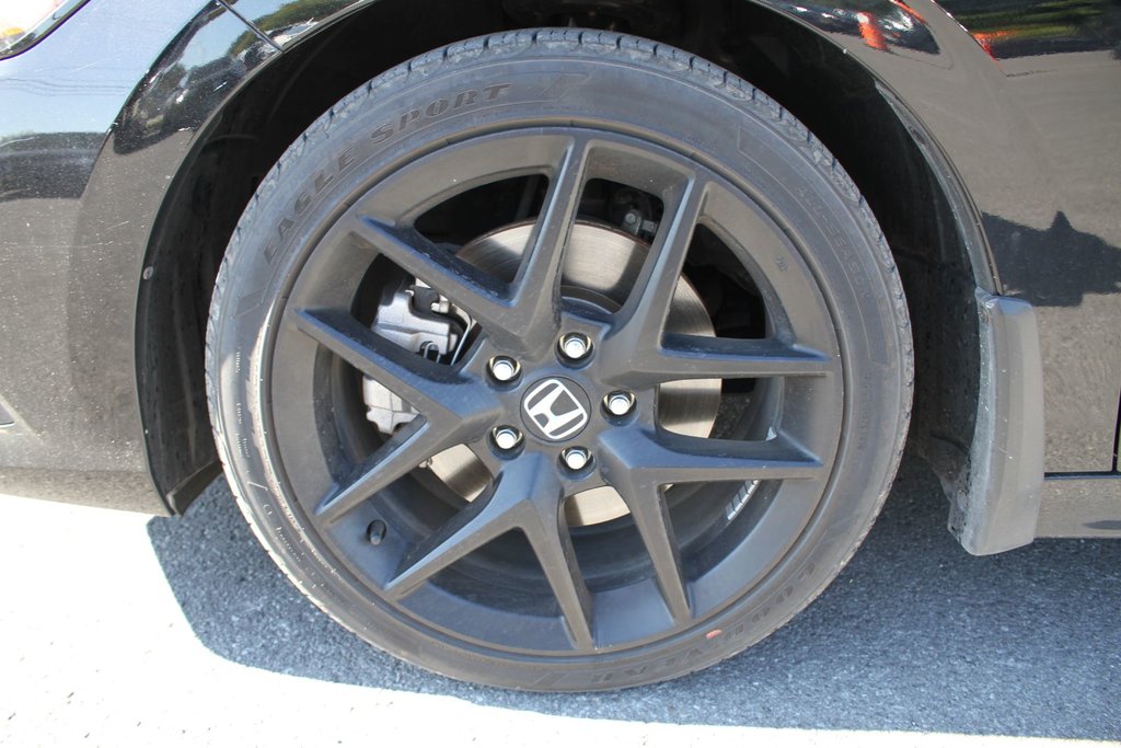 Honda Civic SI sedan  2024 à , Québec - 25 - w1024h768px