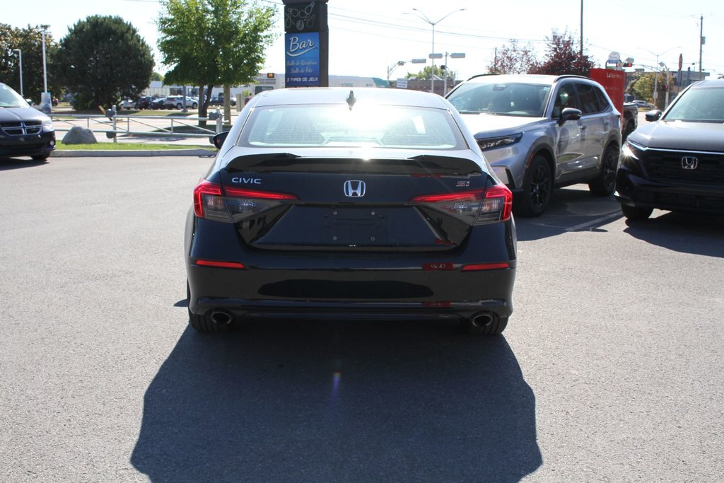 Honda Civic SI sedan  2024 à , Québec - 4 - w1024h768px