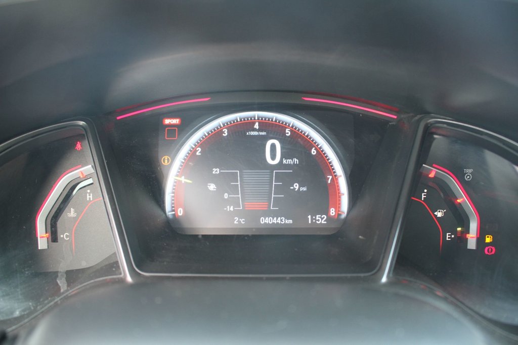 Honda Civic Type R  2018 à Montréal, Québec - 12 - w1024h768px
