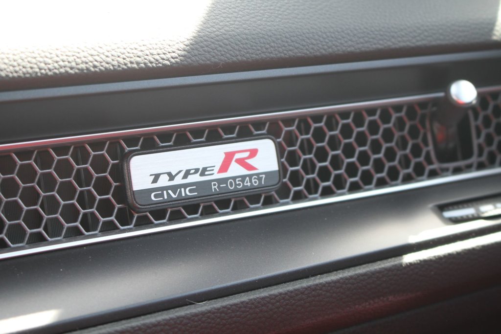 2023  Civic Type R TYPE R | GPS | TURBO in Gatineau, Quebec - 29 - w1024h768px