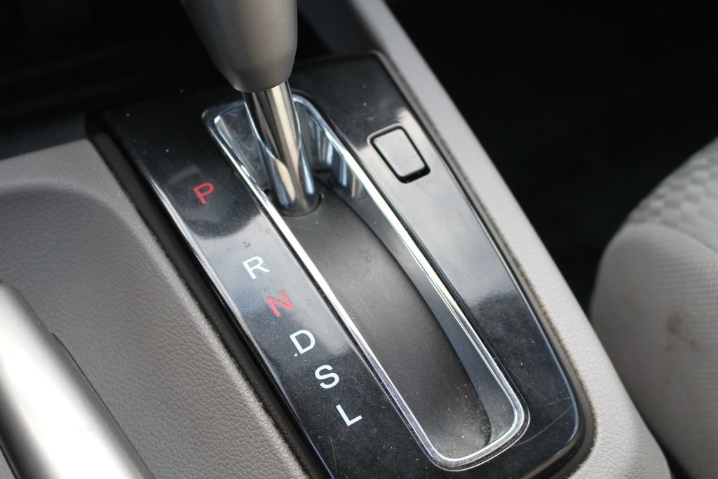 Honda Civic LX 2014 à Gatineau, Québec - 18 - w1024h768px