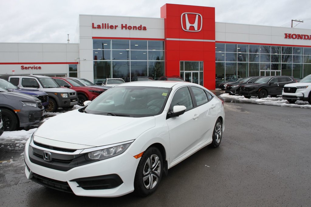 Honda Civic Sedan LX 2016 à Gatineau, Québec - 1 - w1024h768px