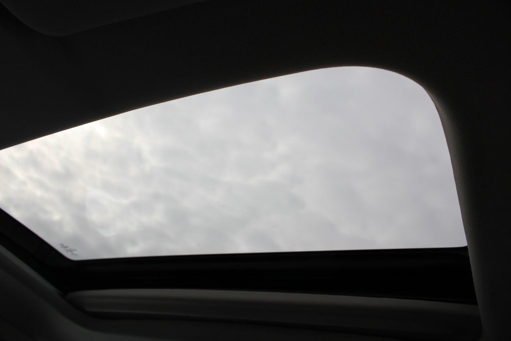 Honda Civic Touring 2016 à Gatineau, Québec - 24 - w1024h768px