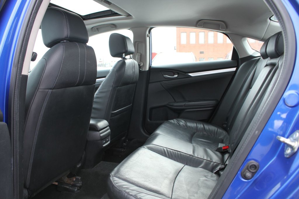 Honda Civic Touring 2016 à Gatineau, Québec - 8 - w1024h768px