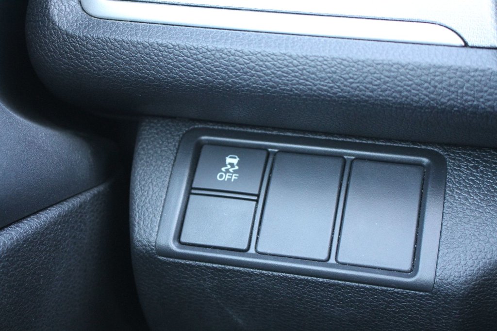 2016 Honda Civic LX in Gatineau, Quebec - 13 - w1024h768px