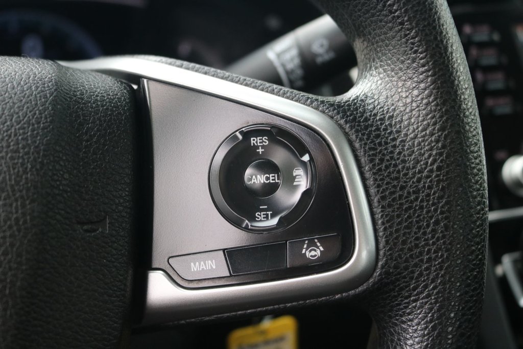 2019 Honda Civic LX in Montréal, Quebec - 14 - w1024h768px