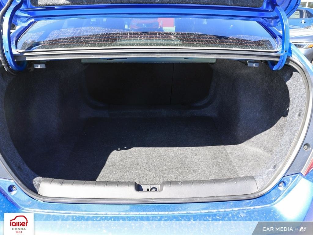 Honda Civic Touring 2020 à Gatineau, Québec - 11 - w1024h768px