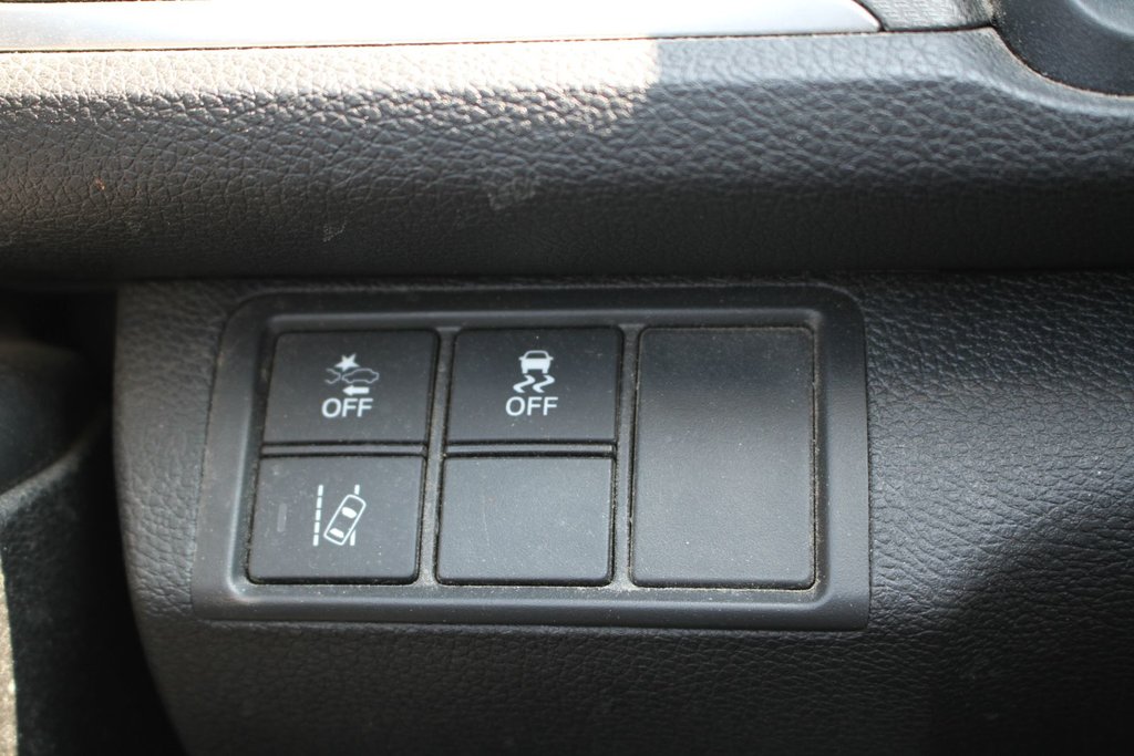 2020 Honda Civic LX in Gatineau, Quebec - 10 - w1024h768px