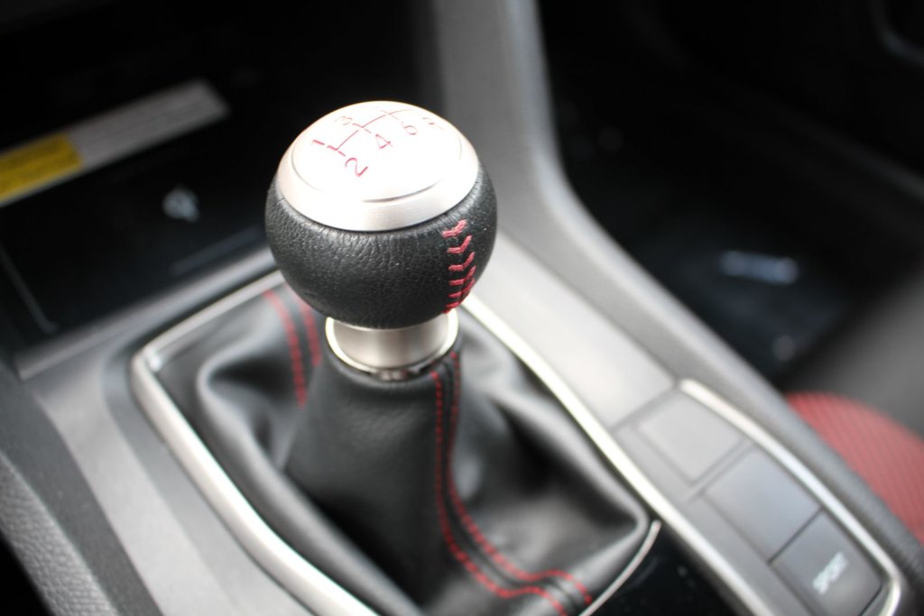2020 Honda Civic SI in Gatineau, Quebec - 18 - w1024h768px
