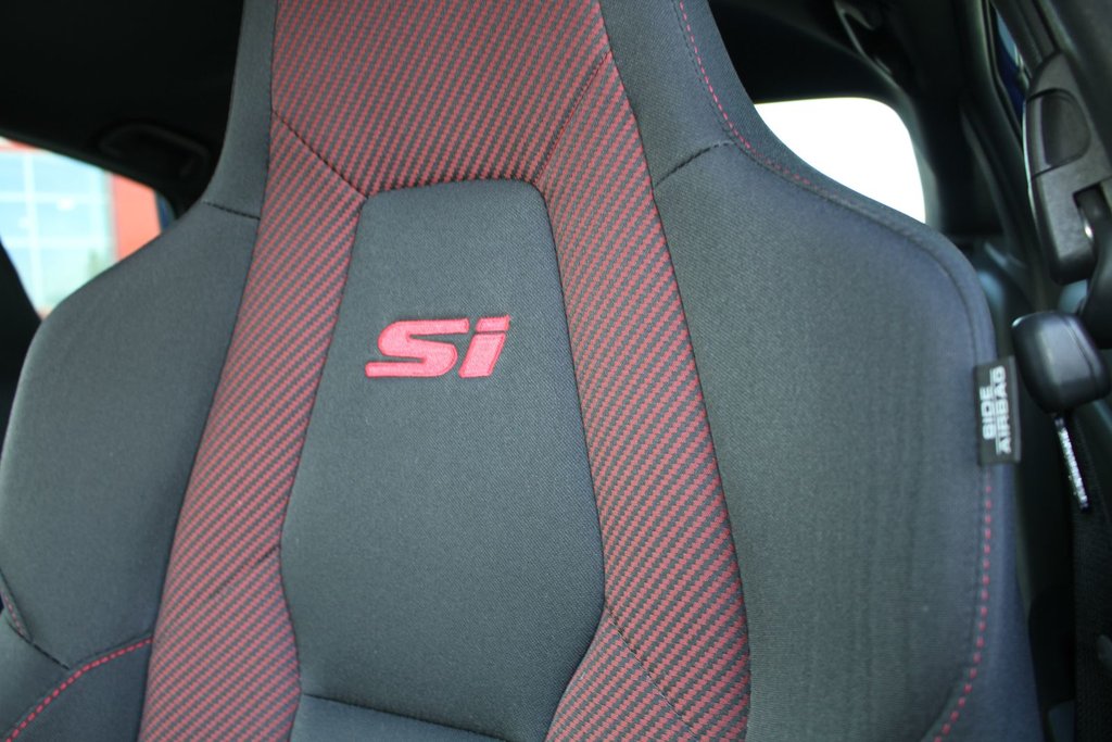 Honda Civic SI 2020 à , Québec - 23 - w1024h768px