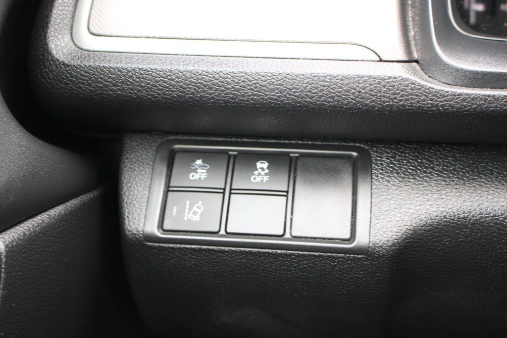 Honda Civic LX 2020 à , Québec - 13 - w1024h768px
