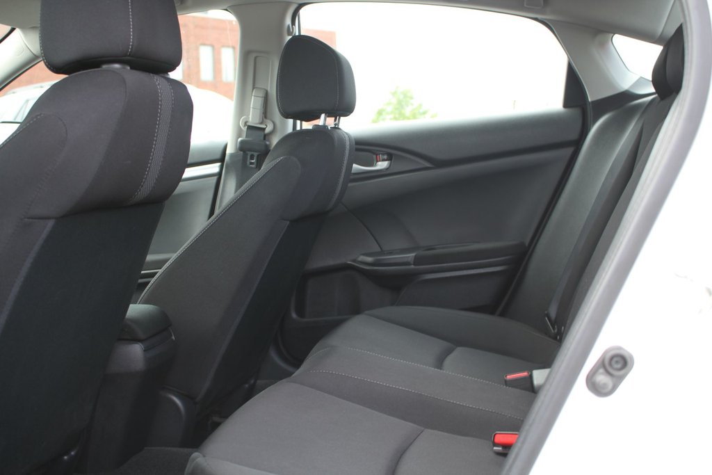 Honda Civic LX 2020 à , Québec - 8 - w1024h768px