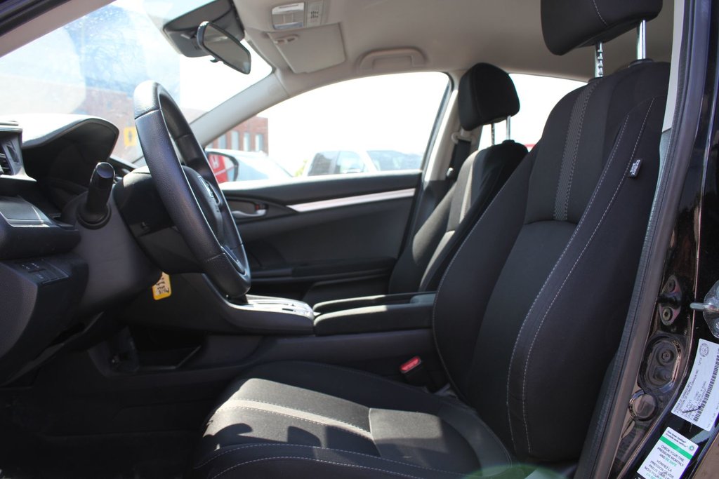 Honda Civic LX 2020 à , Québec - 7 - w1024h768px