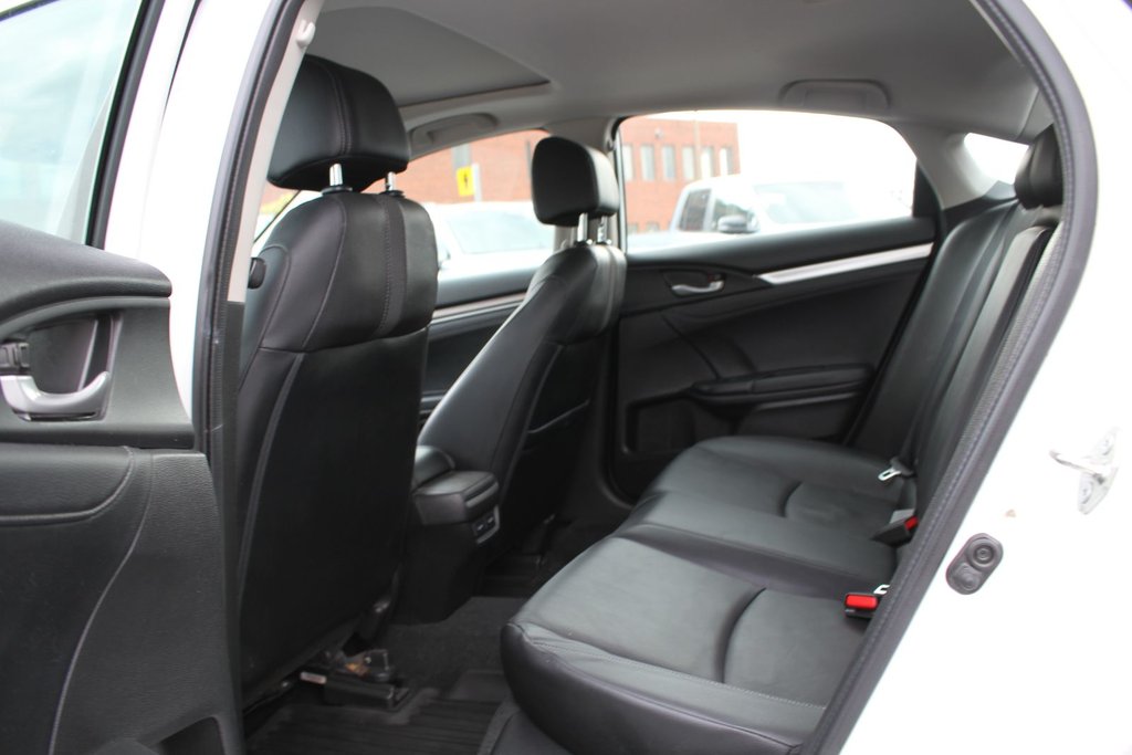 2020 Honda Civic Touring in , Quebec - 8 - w1024h768px