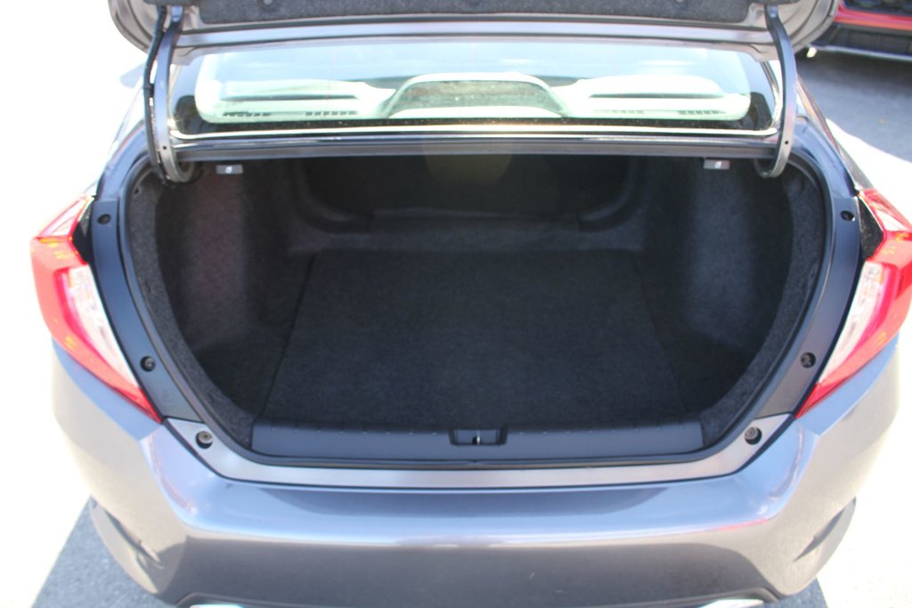 Honda Civic LX 2020 à , Québec - 21 - w1024h768px