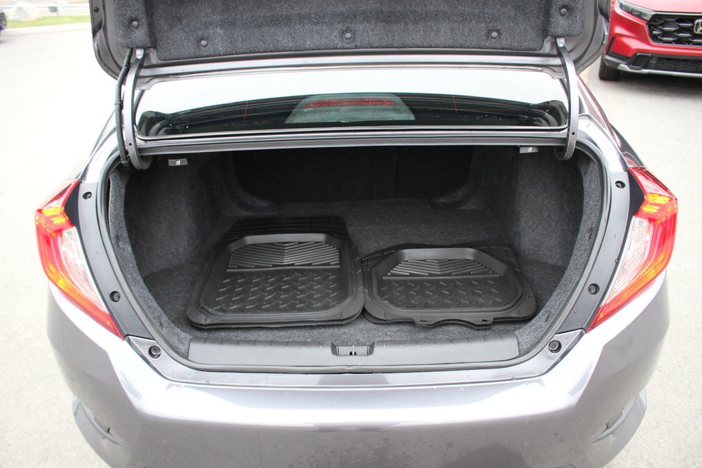 2020 Honda Civic Sport in , Quebec - 25 - w1024h768px