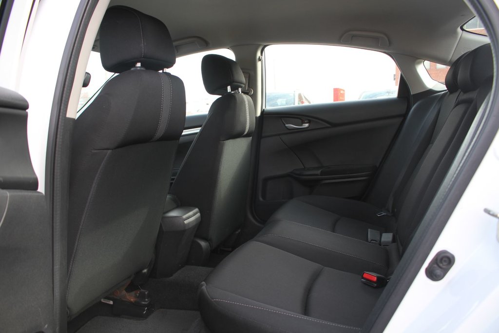 Honda Civic LX 2020 à Montréal, Québec - 8 - w1024h768px