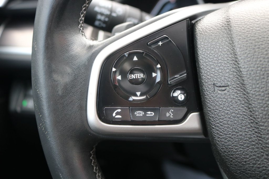 Honda Civic Touring 2020 à Gatineau, Québec - 13 - w1024h768px