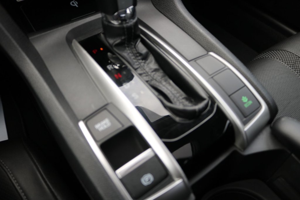 Honda Civic Touring 2020 à Gatineau, Québec - 16 - w1024h768px