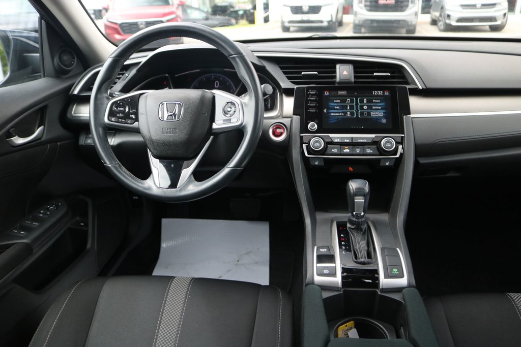 2020 Honda Civic EX in Montréal, Quebec - 9 - w1024h768px