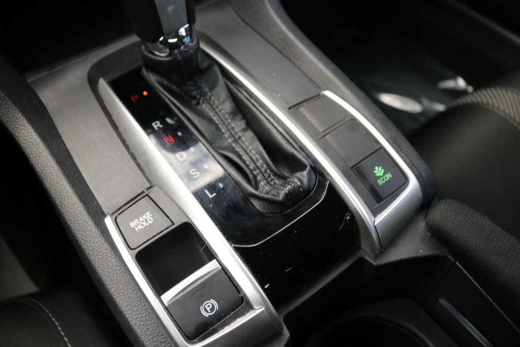 2020 Honda Civic EX in Montréal, Quebec - 15 - w1024h768px