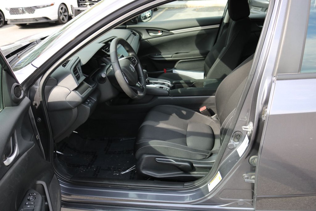 2020 Honda Civic LX in Montréal, Quebec - 7 - w1024h768px