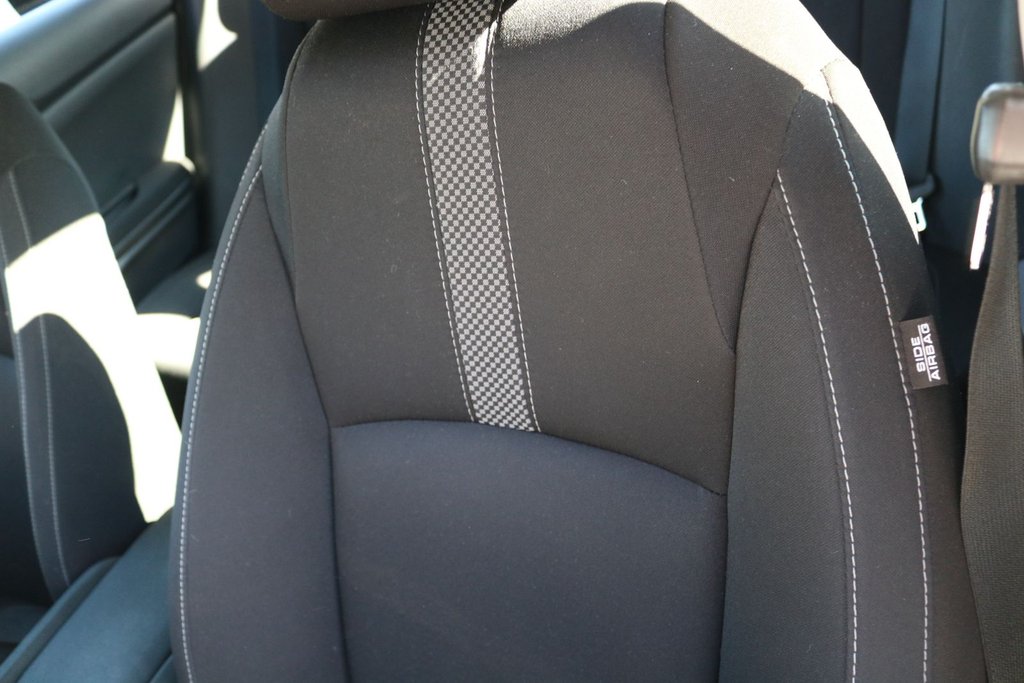 2020 Honda Civic LX in Gatineau, Quebec - 20 - w1024h768px