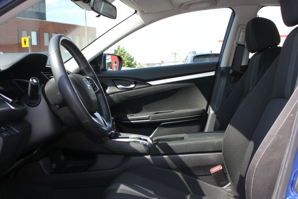 Honda Civic EX 2021 à , Québec - 9 - w1024h768px