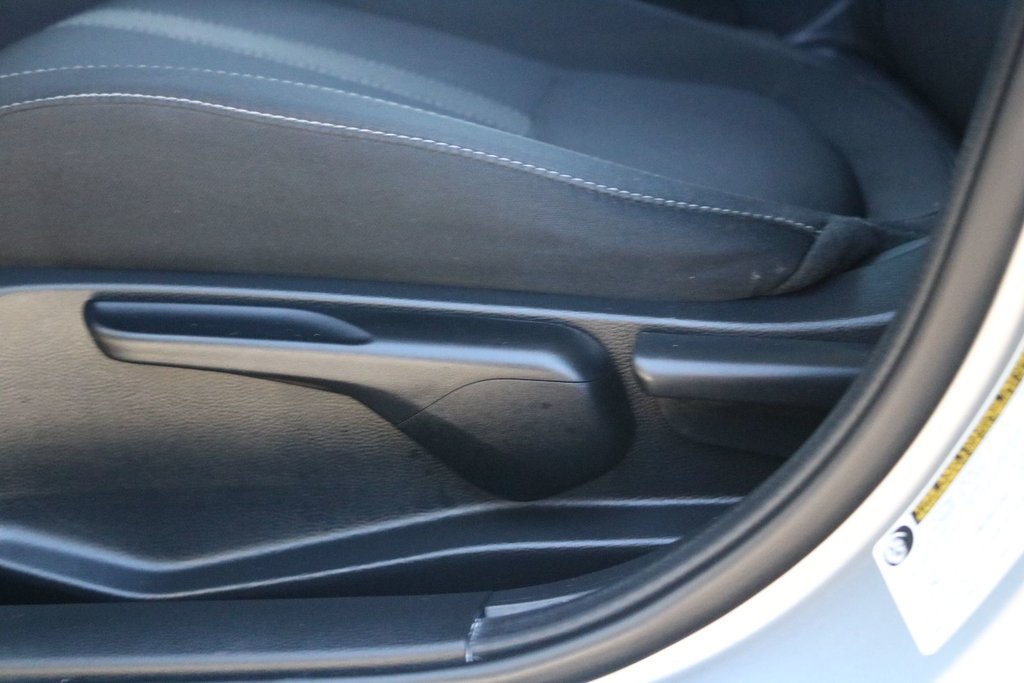 2021 Honda Civic LX in Montréal, Quebec - 17 - w1024h768px