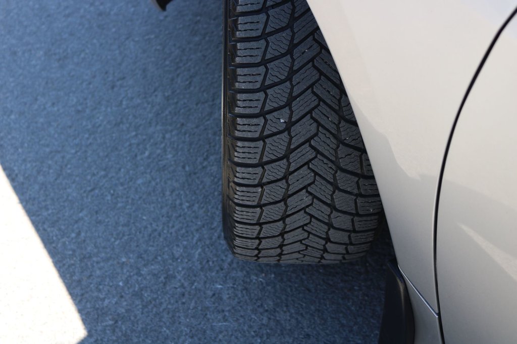 2021 Honda Civic LX in Montréal, Quebec - 20 - w1024h768px