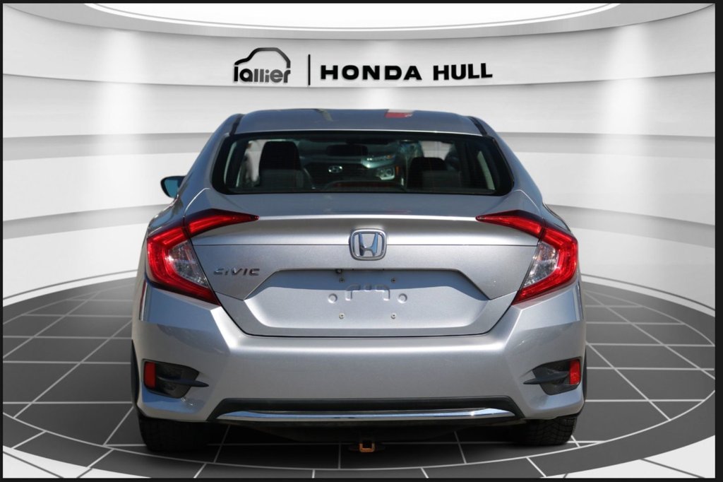 2021 Honda Civic LX in Montréal, Quebec - 4 - w1024h768px