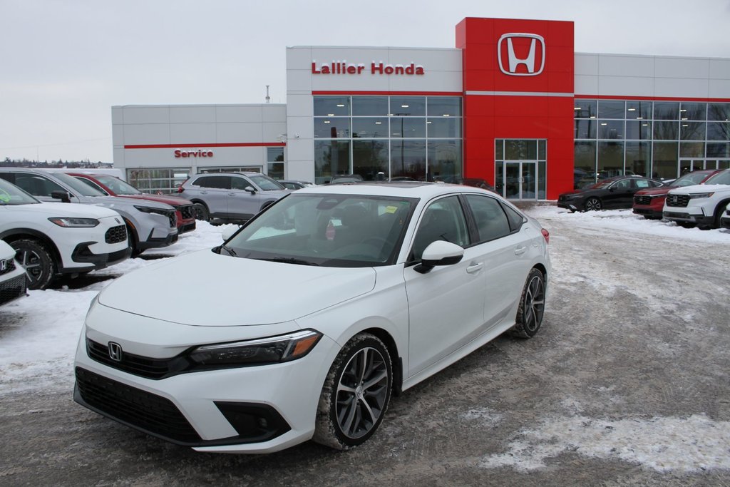 2022 Honda Civic Touring in Gatineau, Quebec - 1 - w1024h768px