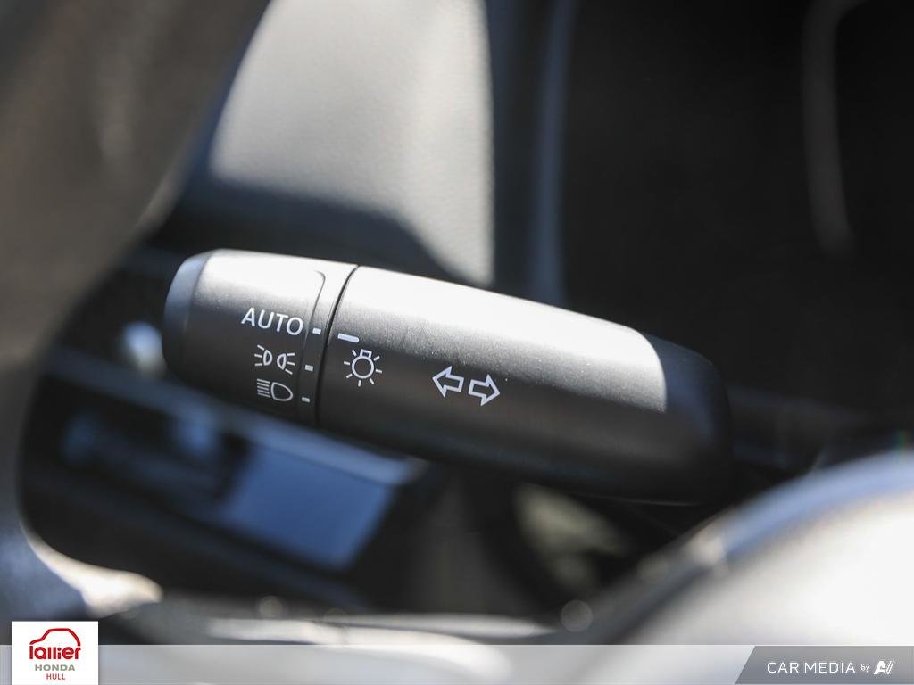 2022 Honda Civic LX in , Quebec - 16 - w1024h768px