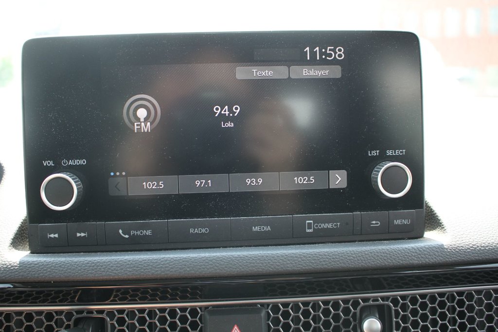 2022 Honda Civic LX in Gatineau, Quebec - 17 - w1024h768px