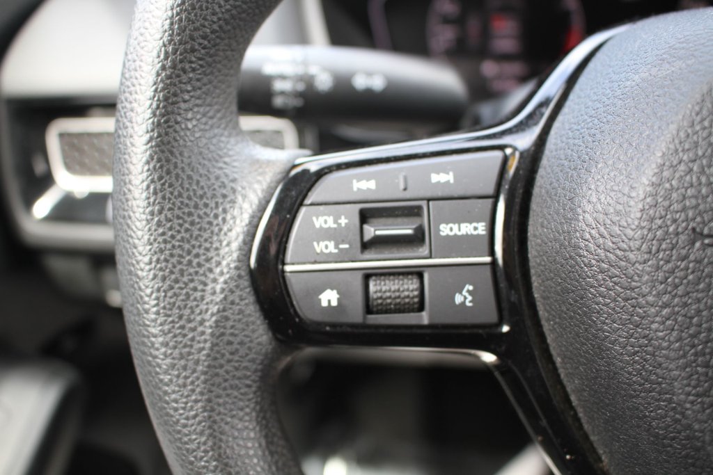 2022 Honda Civic LX in Gatineau, Quebec - 12 - w1024h768px