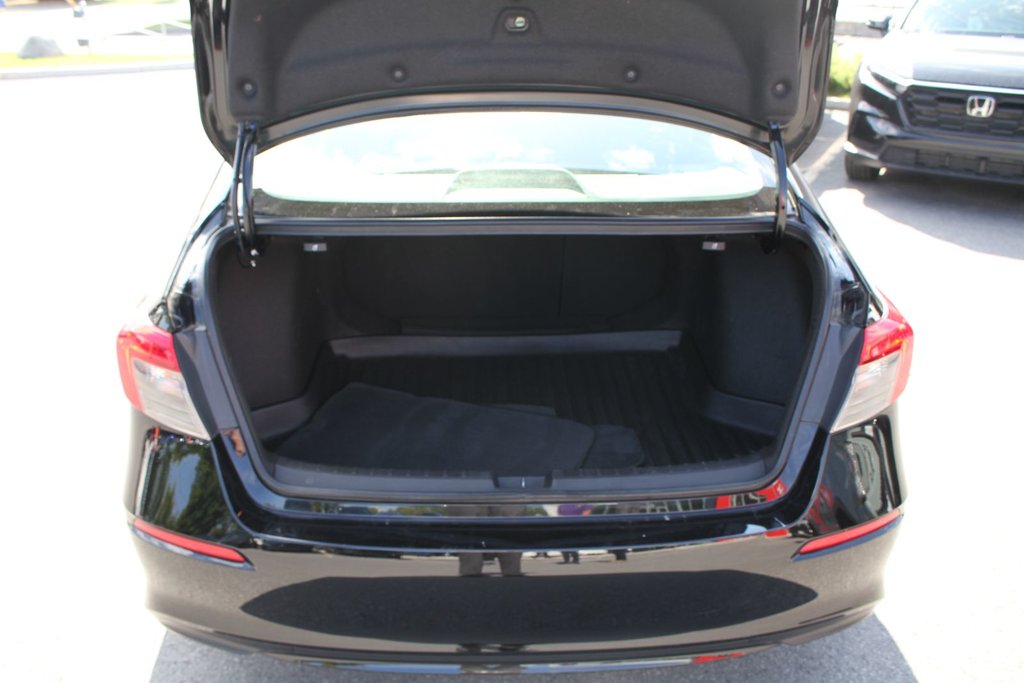 2022 Honda Civic LX in , Quebec - 22 - w1024h768px