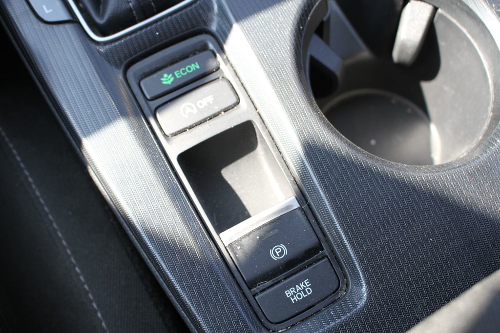 2022 Honda Civic LX in Gatineau, Quebec - 15 - w1024h768px