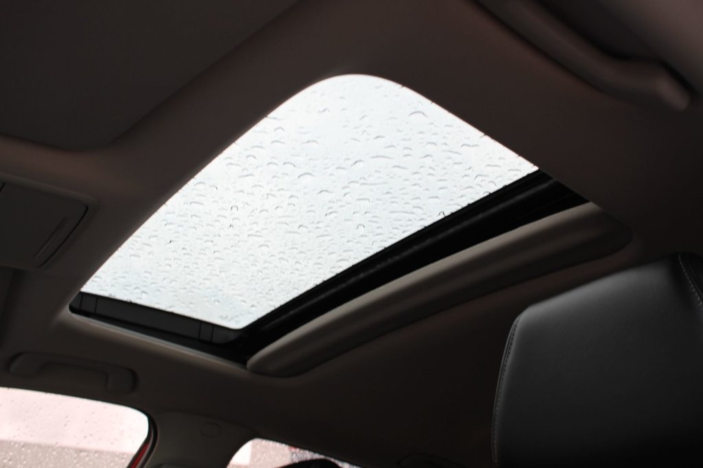 2022 Honda Civic Touring in , Quebec - 25 - w1024h768px