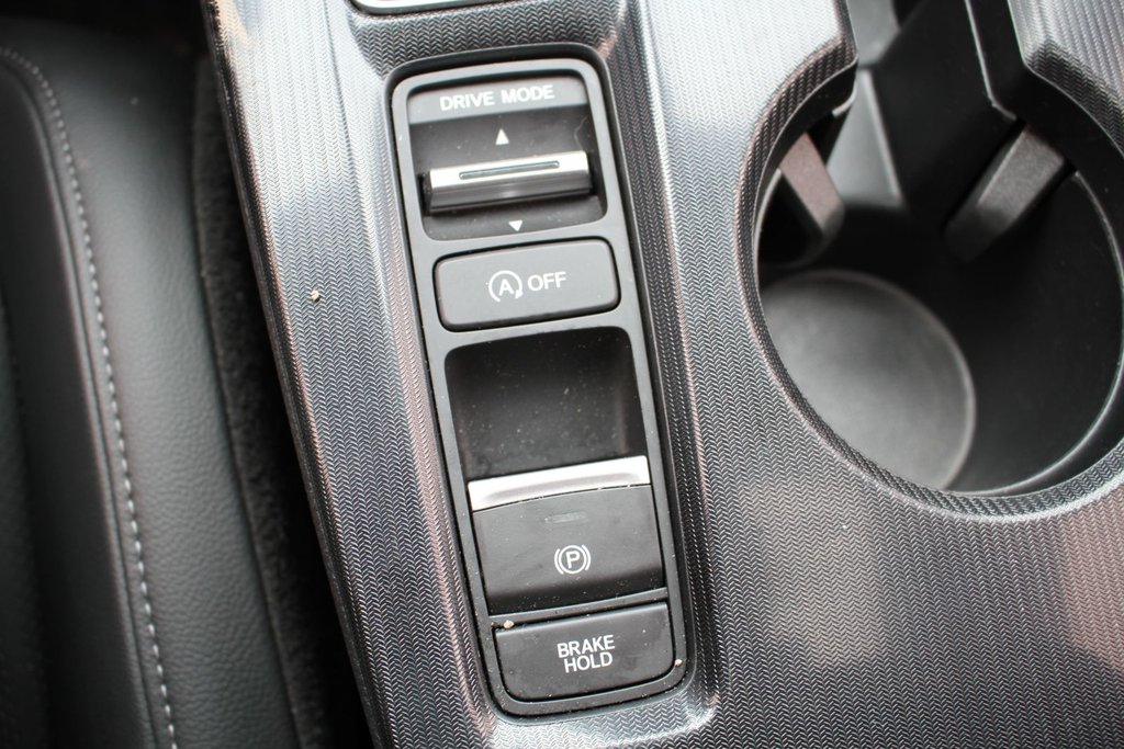 2022 Honda Civic Touring in , Quebec - 16 - w1024h768px