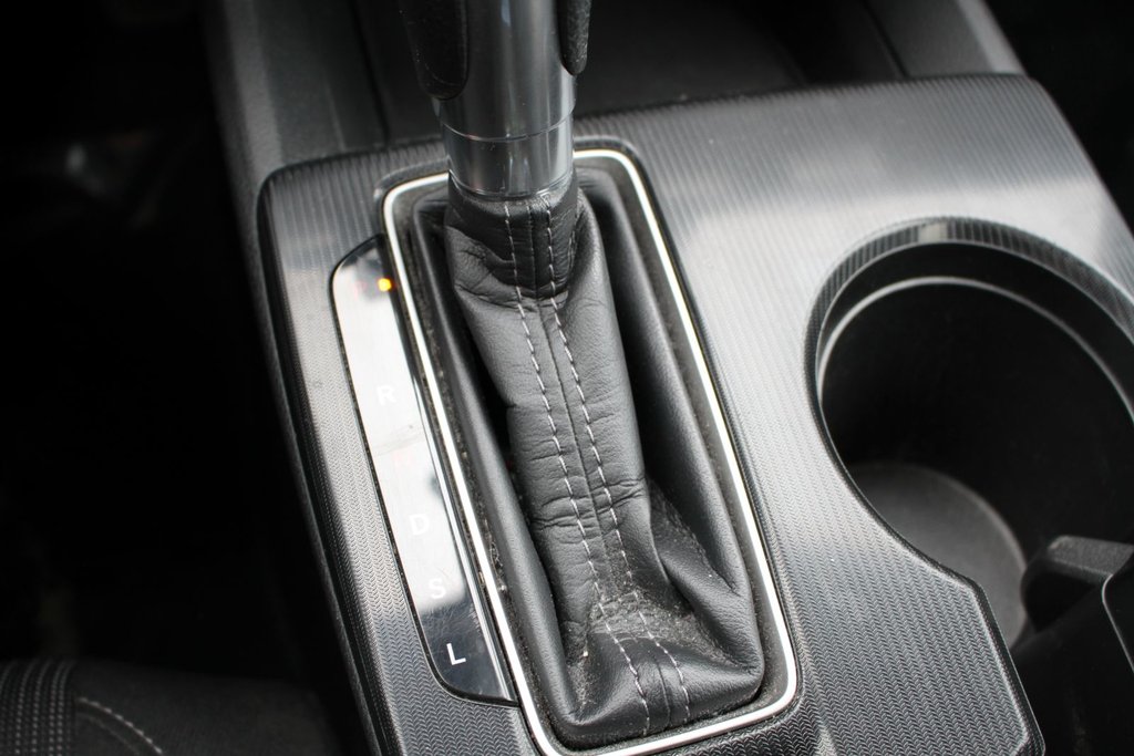 2022 Honda Civic LX in , Quebec - 16 - w1024h768px