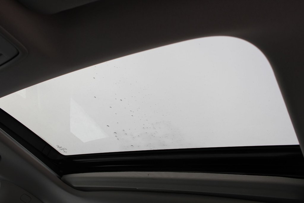 Honda Civic Touring 2022 à Gatineau, Québec - 27 - w1024h768px