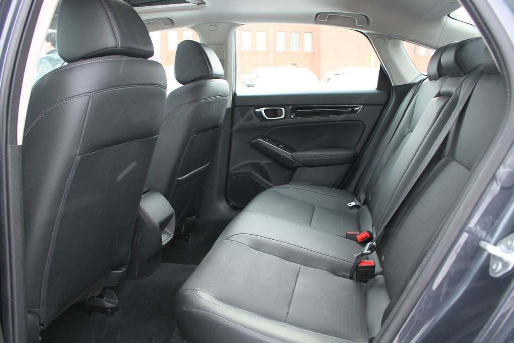 Honda Civic Touring 2022 à Gatineau, Québec - 8 - w1024h768px