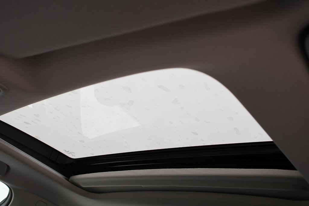 Honda Civic Touring 2022 à Gatineau, Québec - 26 - w1024h768px